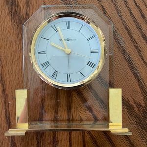 Howard Miller mantle desk clock